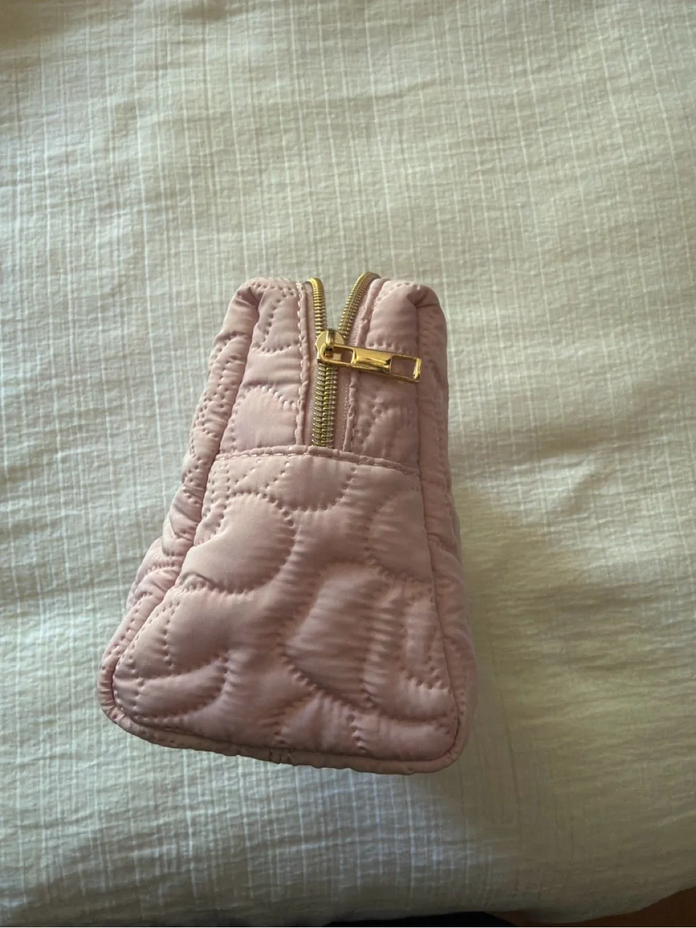 Quilted Floral Cosmetic Pouch - Light Pink